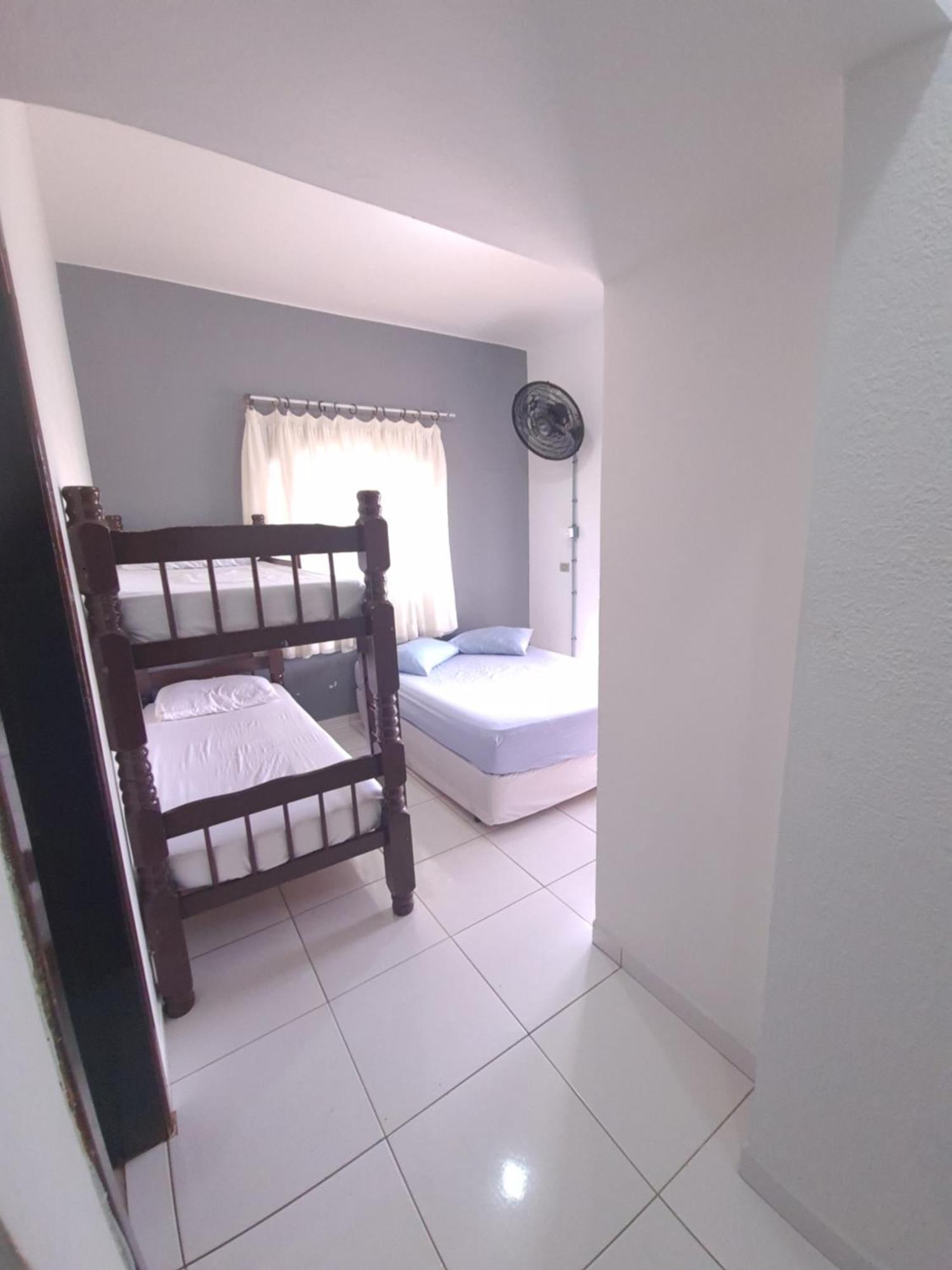 Hostel Praia Centro Itanhaém Quarto foto